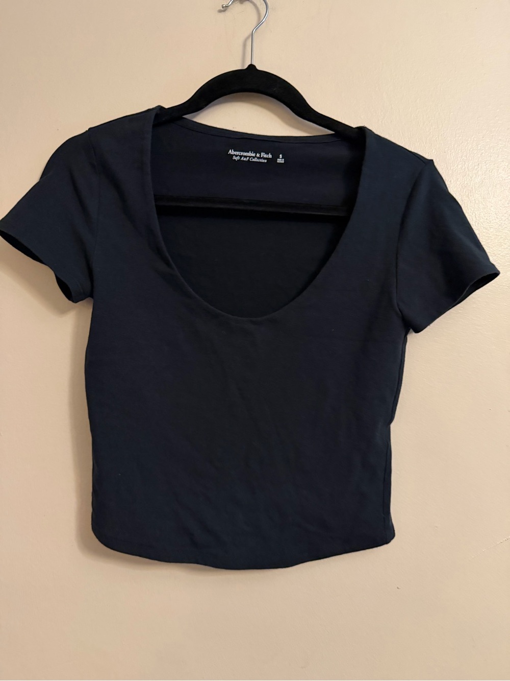 Abercrombie & Fitch Navy Scoop Neck Short Sleeve Tee